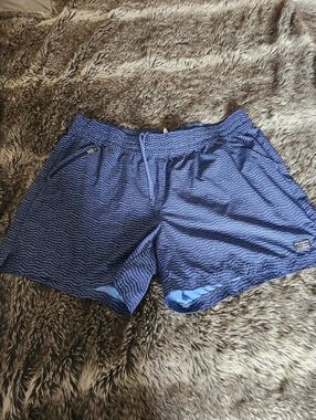 L.L. Bean Navy and Light Blue Printed Athletic Shorts- Xl